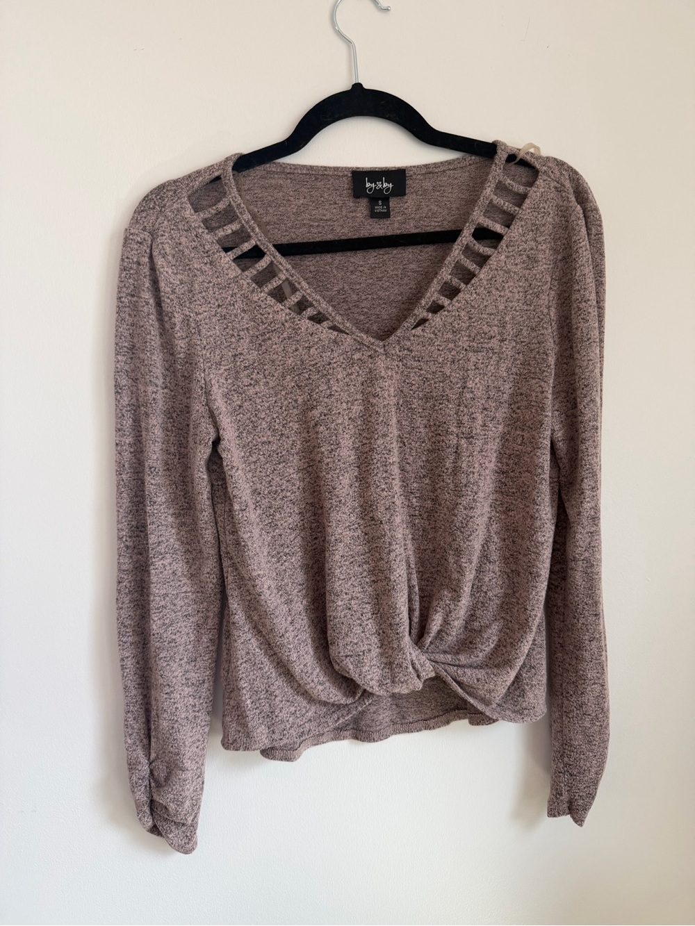 By & By Taupe V-Neck Knit Long-Sleeve Top